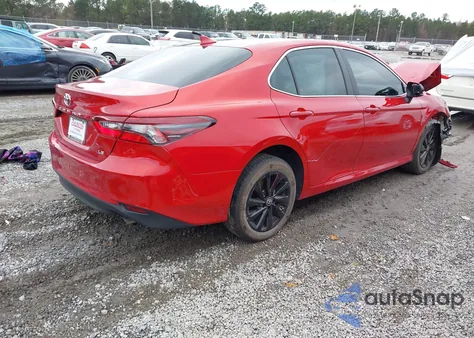 2024 Toyota Camry Le z USA, uszkodzony, nr VIN 4T1C11AK3RU215163